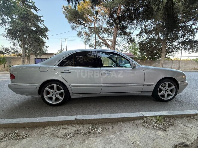 Mercedes E 280 1999, 333,000 km - 2.8 l - Bakı