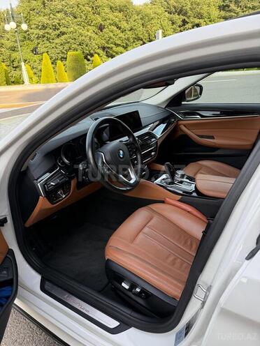 BMW 520 2018, 191,000 km - 2.0 l - Tovuz