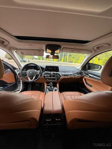BMW 520 2018, 191,000 km - 2.0 l - Tovuz