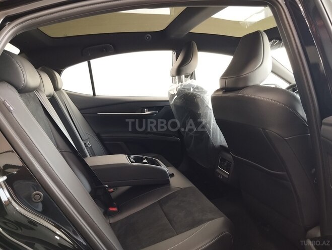 Toyota Camry-10