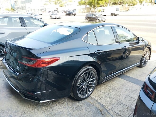 Toyota Camry-3