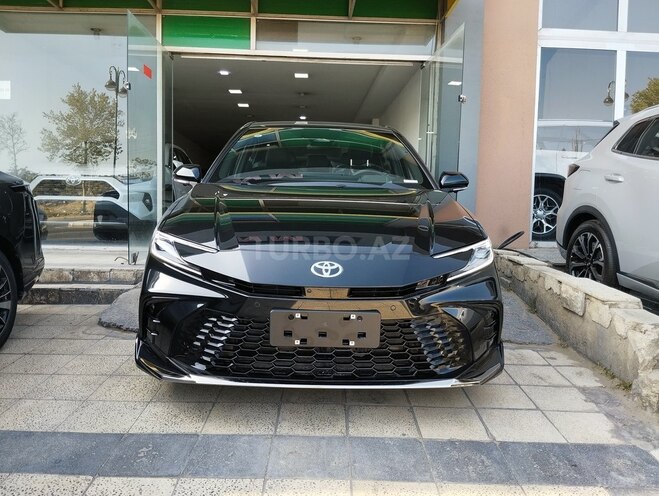 Toyota Camry-1