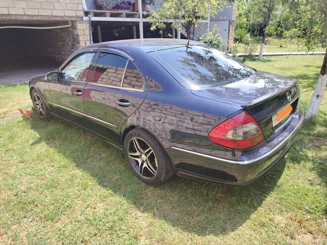Mercedes E 220 d 2004, 348,521 km - 2.2 l - Zaqatala