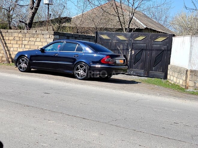 Mercedes E 220 d 2004, 348,521 km - 2.2 l - Zaqatala