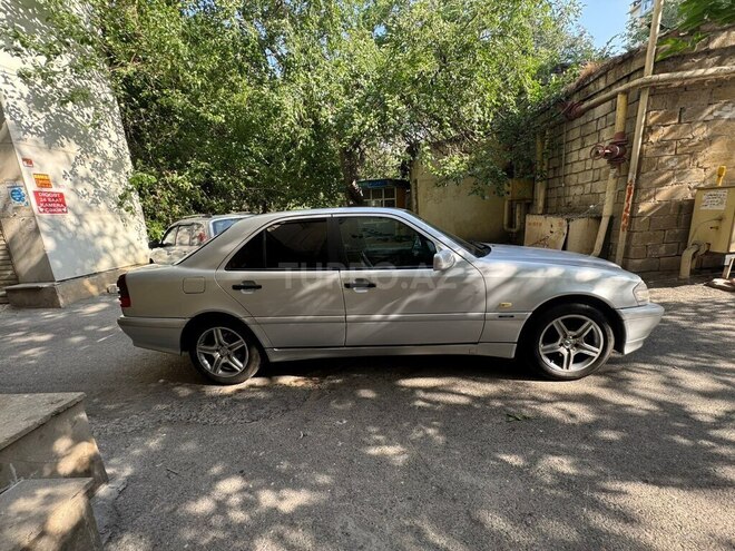Mercedes C 180 1999, 366,323 km - 1.8 l - Bakı