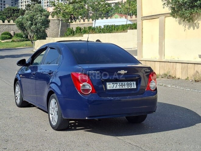 Chevrolet Aveo-8