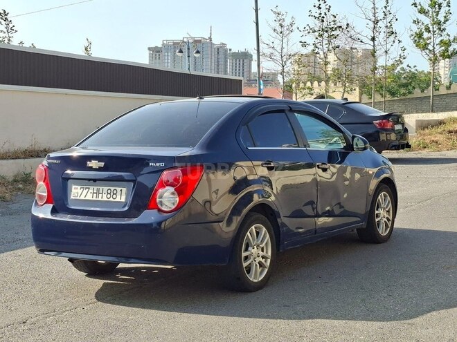 Chevrolet Aveo-11