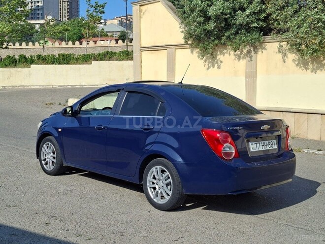 Chevrolet Aveo-9