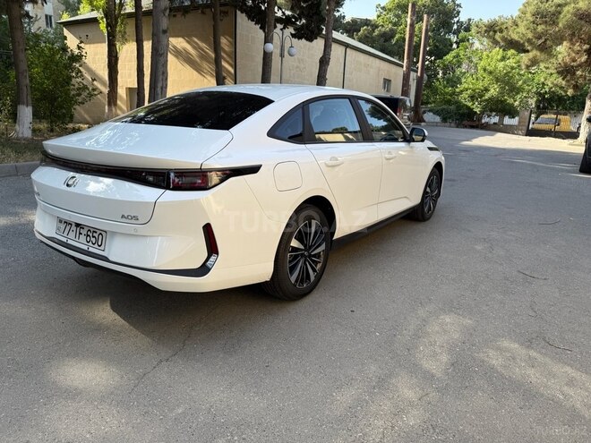 Changan Qiyuan A05 2025, 15,000 km - 1.5 л - Bakı