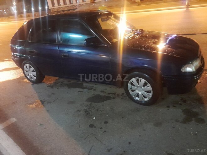 Opel Astra 1994, 260,000 km - 1.6 l - Quba