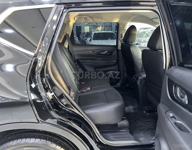 Nissan X-Trail-13