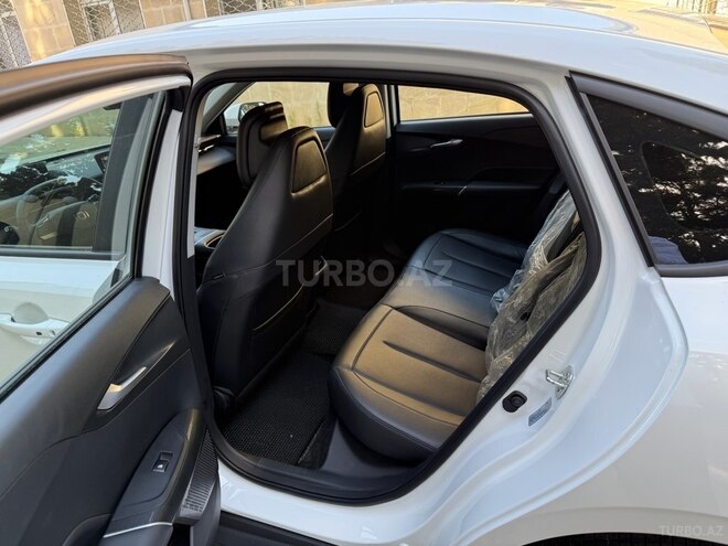 Changan Qiyuan A05 2025, 15,000 km - 1.5 л - Bakı