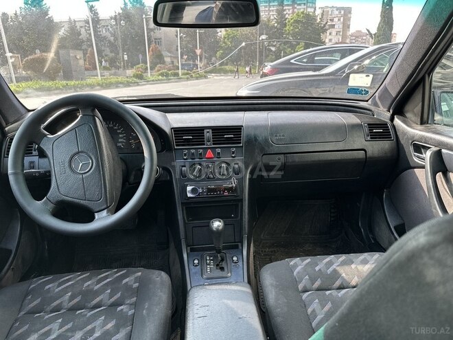 Mercedes C 220 d 1998, 398,000 km - 2.2 л - Bakı