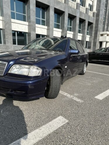 Mercedes C 220 d 1998, 398,000 km - 2.2 л - Bakı
