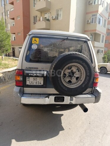 Mitsubishi Pajero 1992, 389,000 km - 2.5 л - Bakı