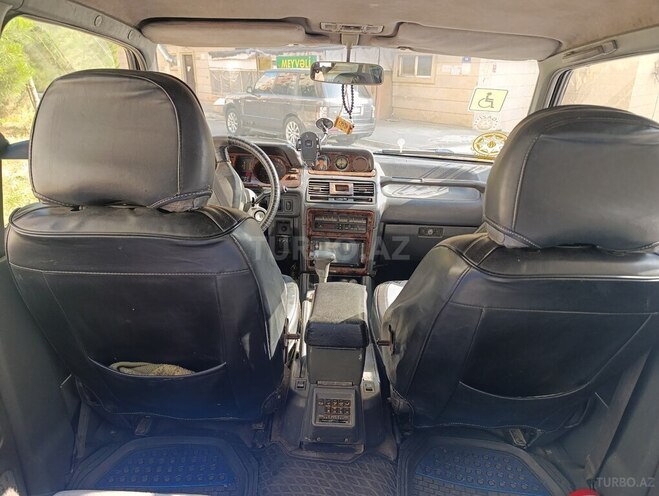 Mitsubishi Pajero 1992, 389,000 km - 2.5 л - Bakı