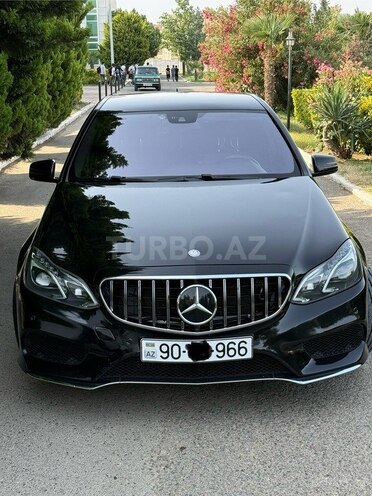Mercedes E 200 2014, 214,500 km - 2.0 l - Biləsuvar