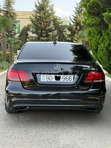 Mercedes E 200 2014, 214,500 km - 2.0 l - Biləsuvar