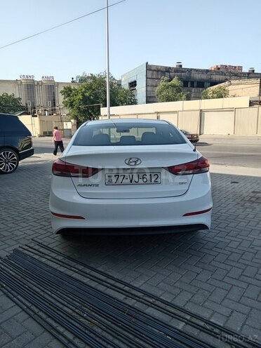 Hyundai Avante 2017, 144,118 km - 1.6 l - Bakı