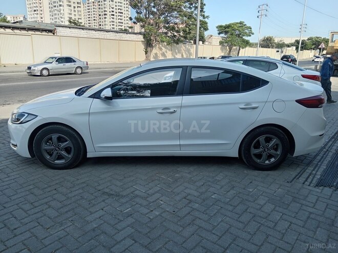 Hyundai Avante 2017, 144,118 km - 1.6 l - Bakı