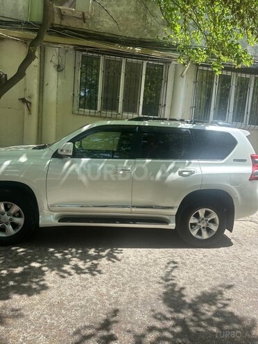 Toyota Land Cruiser Prado 2012, 240,000 km - 2.7 l - Bakı