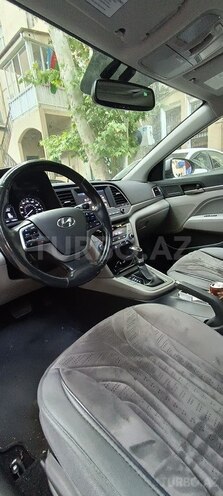 Hyundai Elantra 2017, 177,028 km - 2.0 л - Bakı