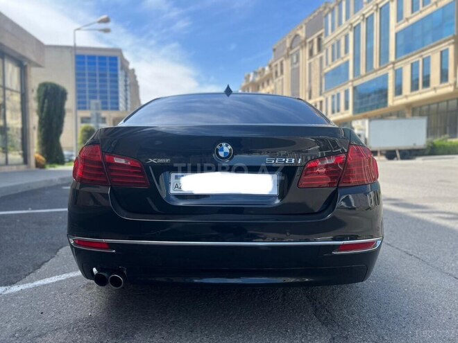 BMW 528 2016, 180,000 km - 2.0 l - Quba