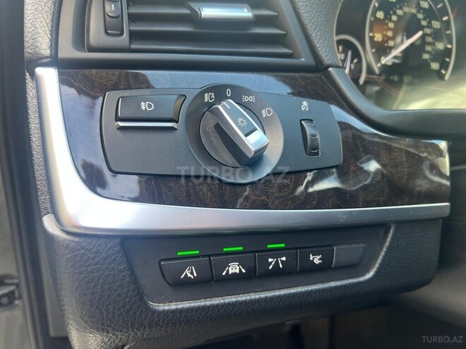 BMW 528 2016, 180,000 km - 2.0 l - Quba