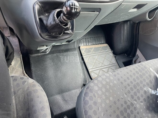 Ford Transit 2009, 413,000 km - 2.4 l - Bakı