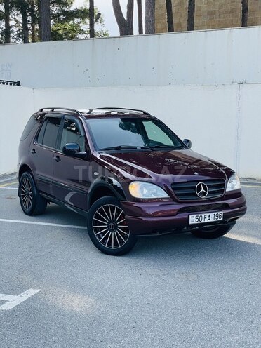 Mercedes ML 320 4MATIC 1999, 262,000 km - 3.2 l - Sumqayıt