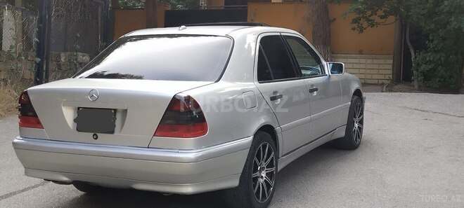 Mercedes C 230 2000, 356,544 km - 2.3 л - Bakı