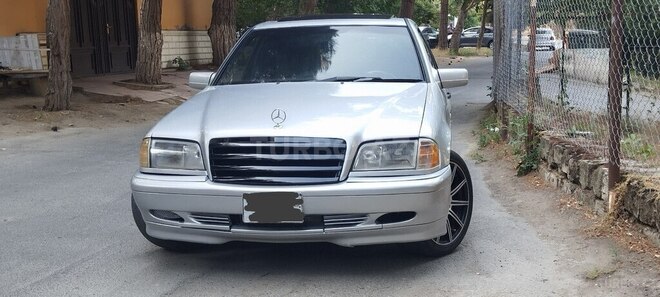 Mercedes C 230 2000, 356,544 km - 2.3 л - Bakı
