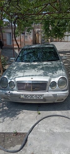 Mercedes E 230 1997, 325,000 km - 2.3 l - Bərdə