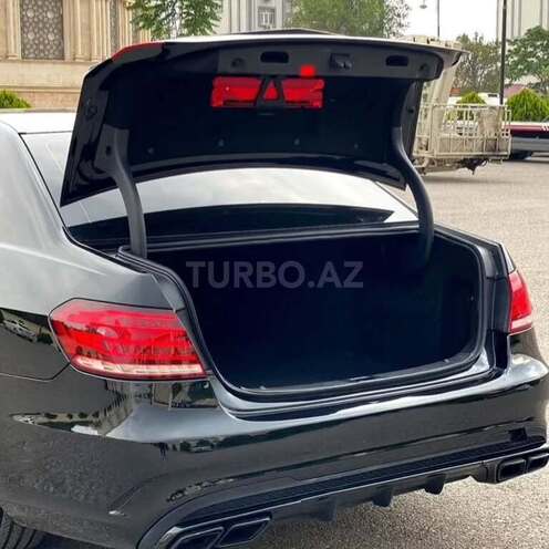 Mercedes E 200 d 2015, 227,000 km - 2.2 l - Naxçıvan