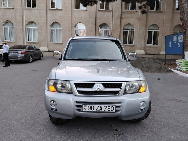 Mitsubishi Pajero 2005, 302,000 km - 3.0 l - Sumqayıt