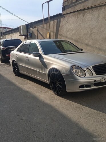 Mercedes E 220 d 2005, 402,166 km - 2.2 l - Bakı