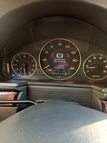 Mercedes E 220 d 2005, 402,166 km - 2.2 l - Bakı