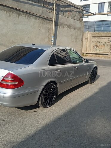 Mercedes E 220 d 2005, 402,166 km - 2.2 l - Bakı
