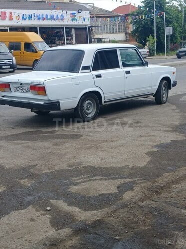 LADA (VAZ) 2107 2005, 95,000 km - 1.6 l - Quba