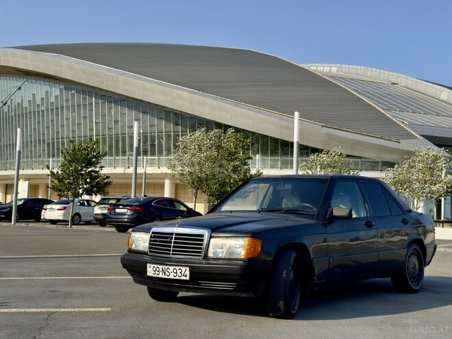 Mercedes 190 1992, 298,000 km - 2.0 л - Bakı