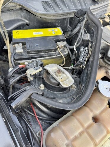 Mercedes 190 1992, 298,000 km - 2.0 л - Bakı