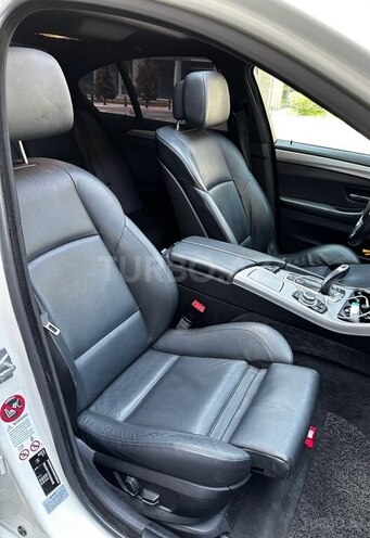 BMW 520 2014, 250,000 km - 2.0 l - Bakı