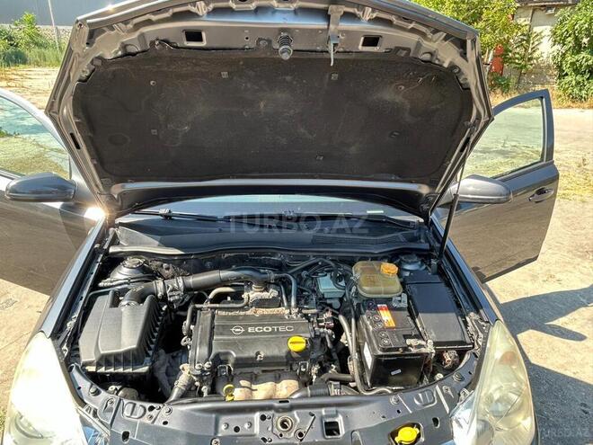 Opel Astra 2009, 200,000 km - 1.4 l - Bakı