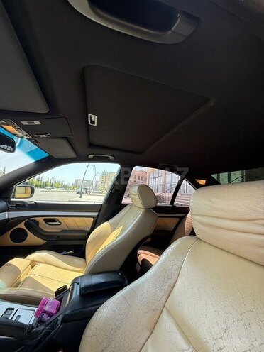 BMW 525 2001, 334,000 km - 2.5 l - Sumqayıt