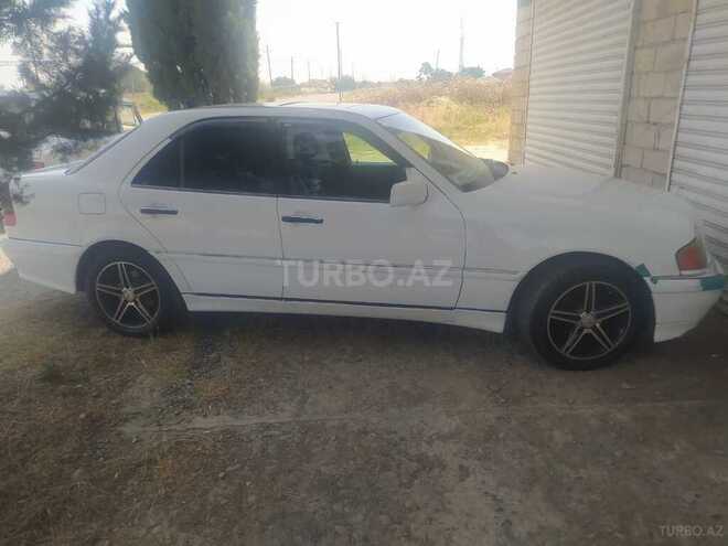 Mercedes C 230 1997, 400,000 km - 2.3 л - Saatlı