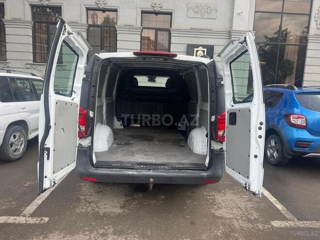 Mercedes Vito 114 2015, 372,000 km - 2.2 л - Gəncə