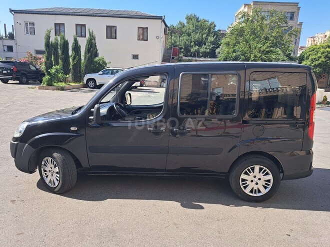 Fiat Doblo 2009, 298,000 km - 1.4 l - Bakı