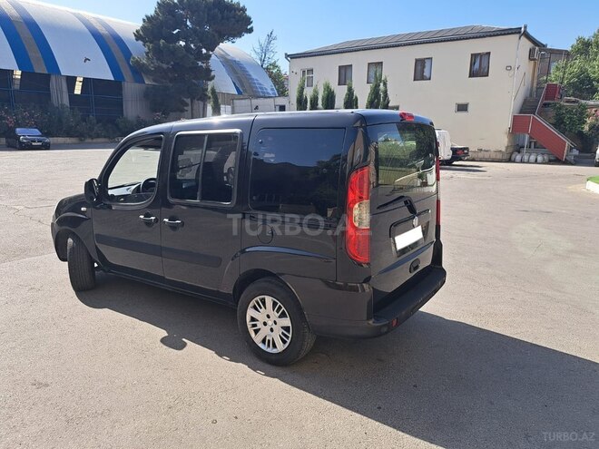 Fiat Doblo 2009, 298,000 km - 1.4 l - Bakı
