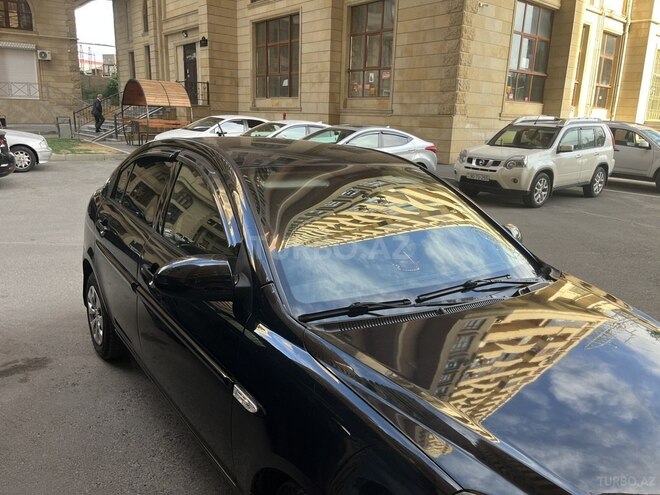 Hyundai Accent 2010, 142,000 km - 1.6 l - Bakı