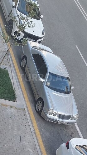 Mercedes E 220 d 2001, 382,755 km - 2.2 l - Bakı